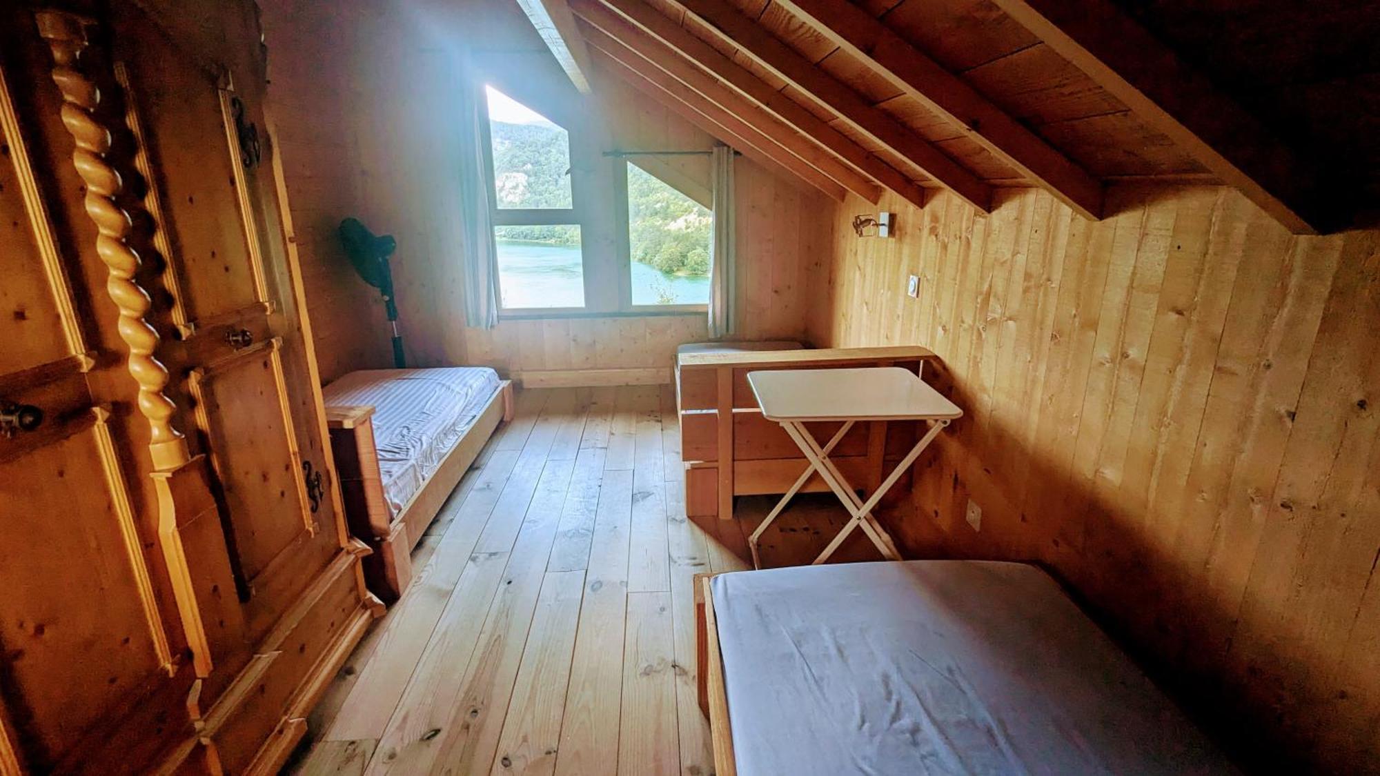 Cabanes Et Lodges Du Belvedere Serrieres-sur-Ain Exterior foto